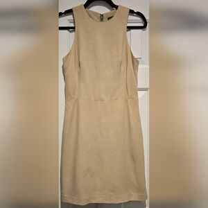 Women's beige Banana Republic Sleeveless Dress 100% Silk Size 0